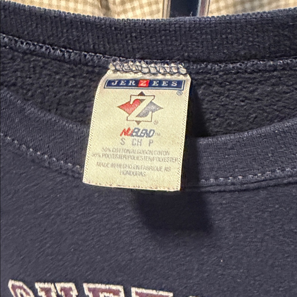 Vintage 2009 -Navy The Cheesecake Factory Sweatshirt - Picture 3 of 5